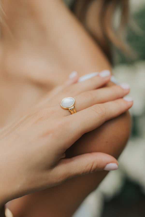 The Broadwater Ring in Gold