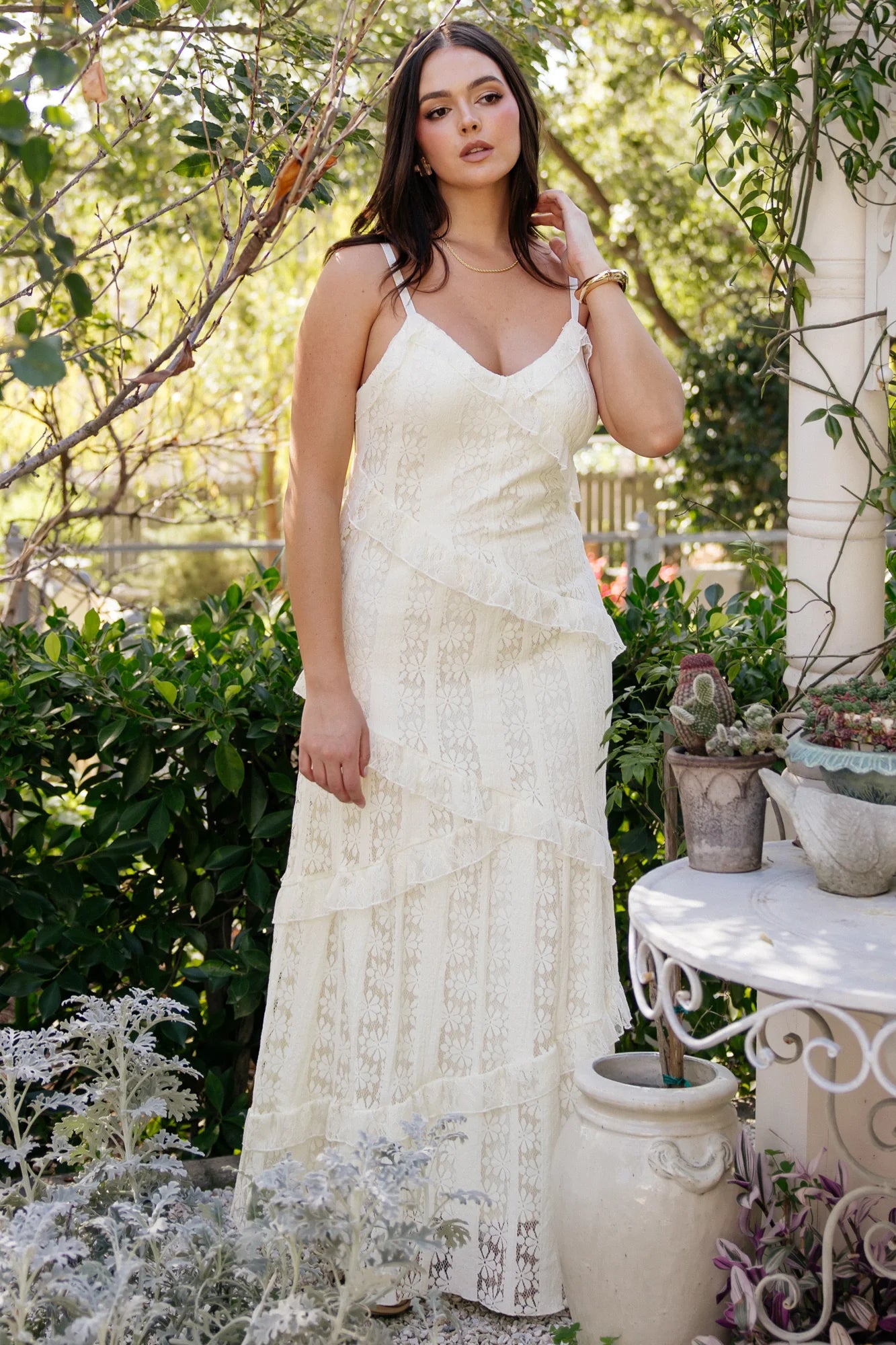 Annabelle Lace Maxi Dress | Cream Secondary image