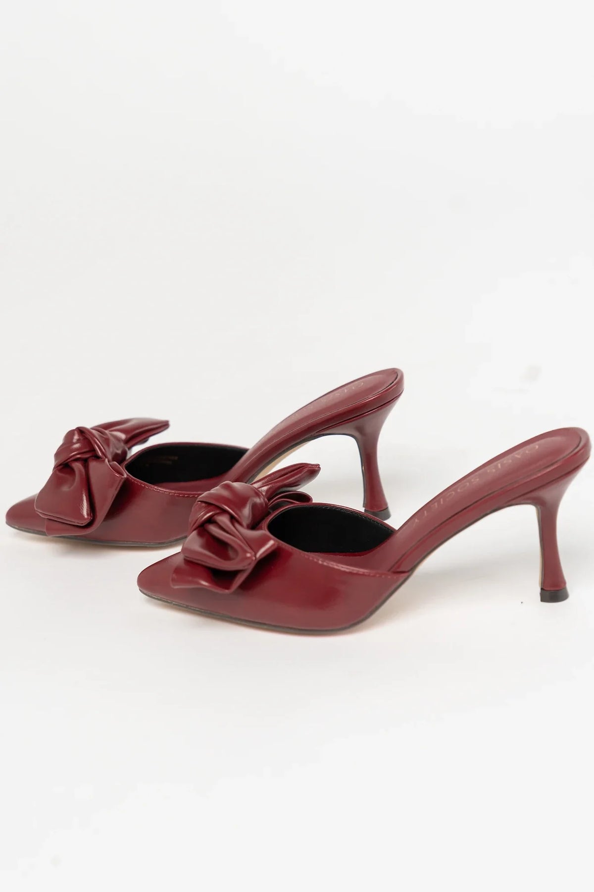 Montara Pointed Toe Kitten Heel | Burgundy Main image