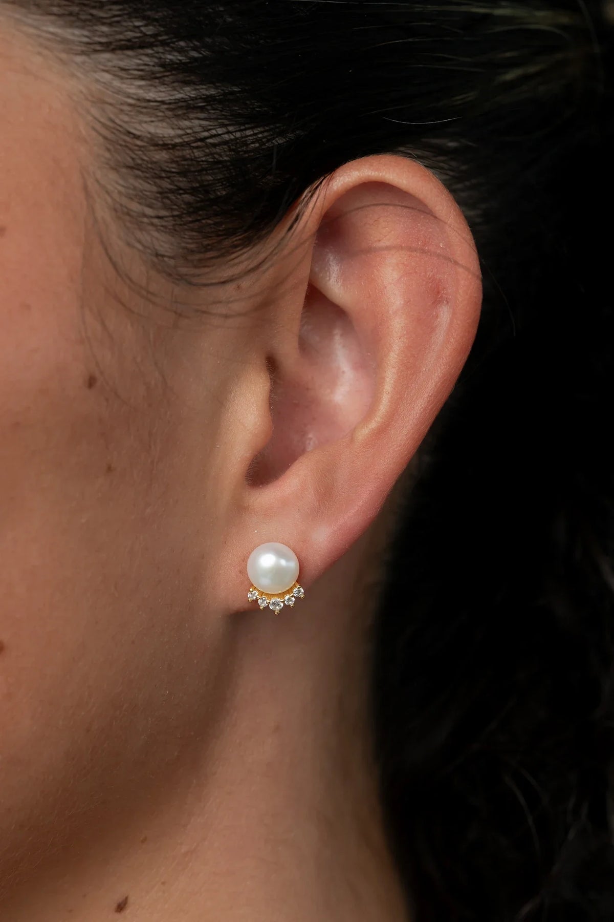Livvy Pearl Stud Earrings | Gold Main image