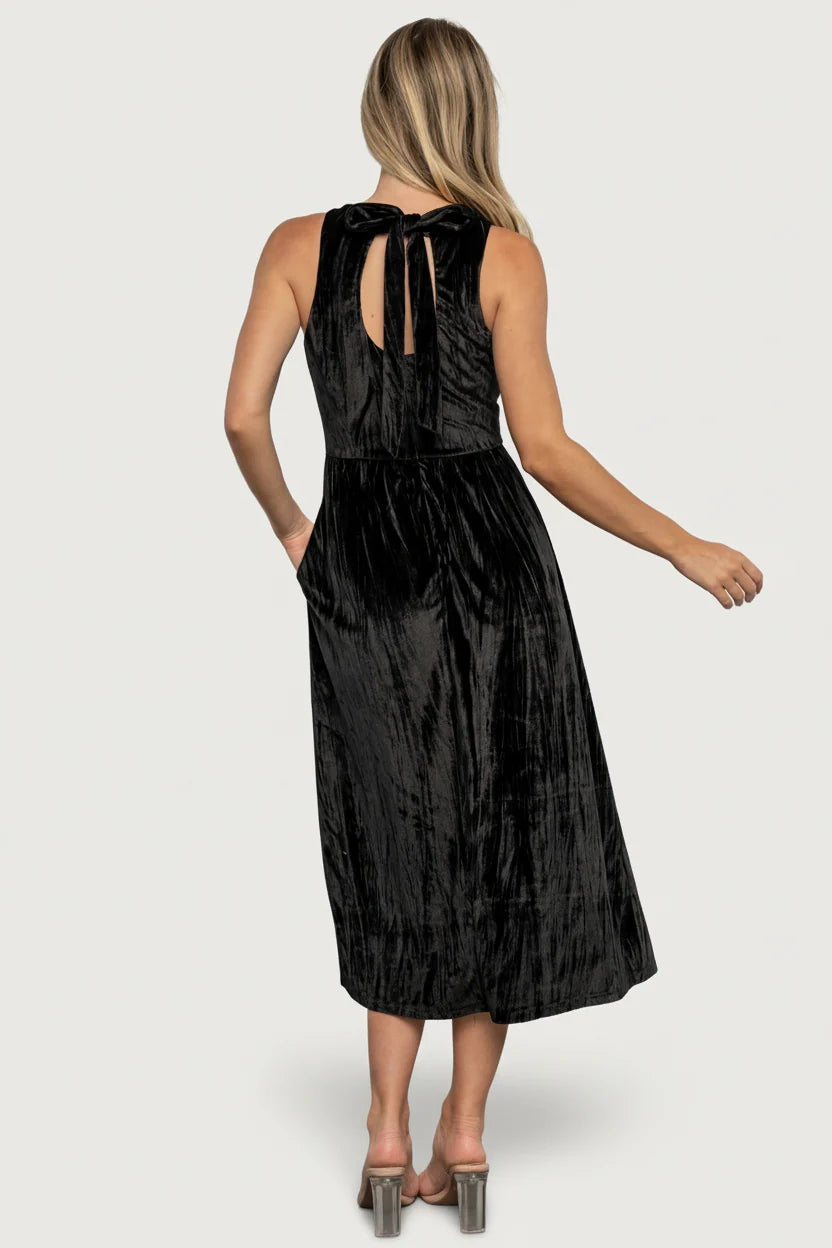 Octavia Velvet Midi Dress | Black