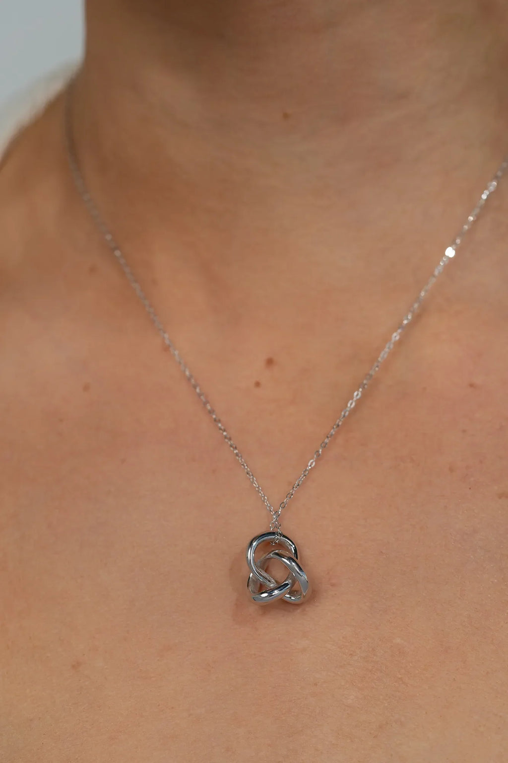 Infinity Knot Pendant Necklace | Silver