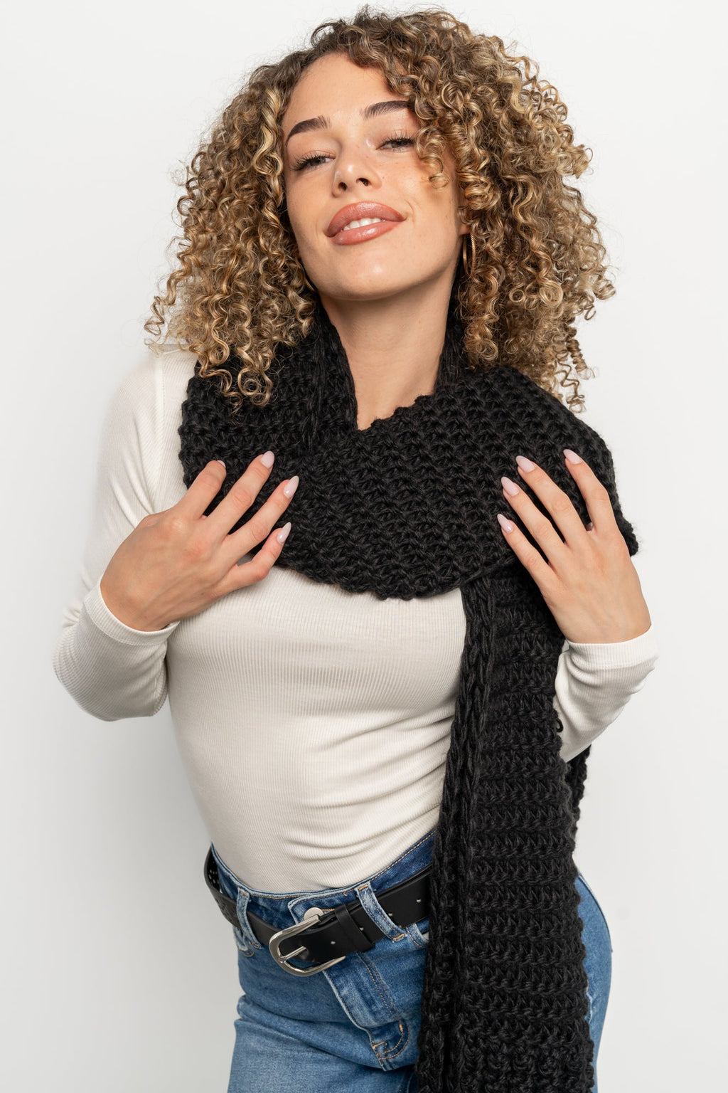 Sarah Chunky Knit Scarf | Black