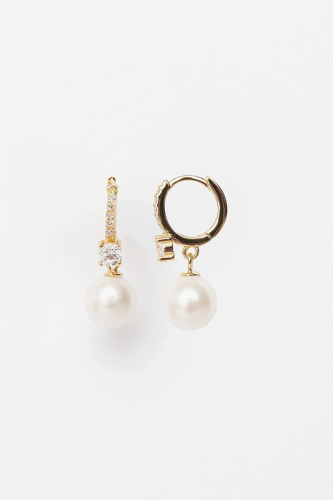 Isabella Pearl Hoop Earrings | Gold Secondary image