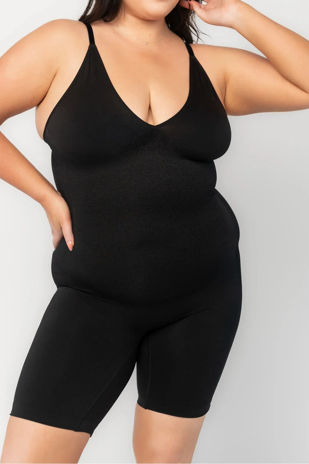 Essential Deep V Mid Thigh Bodysuit | Black Secondary image