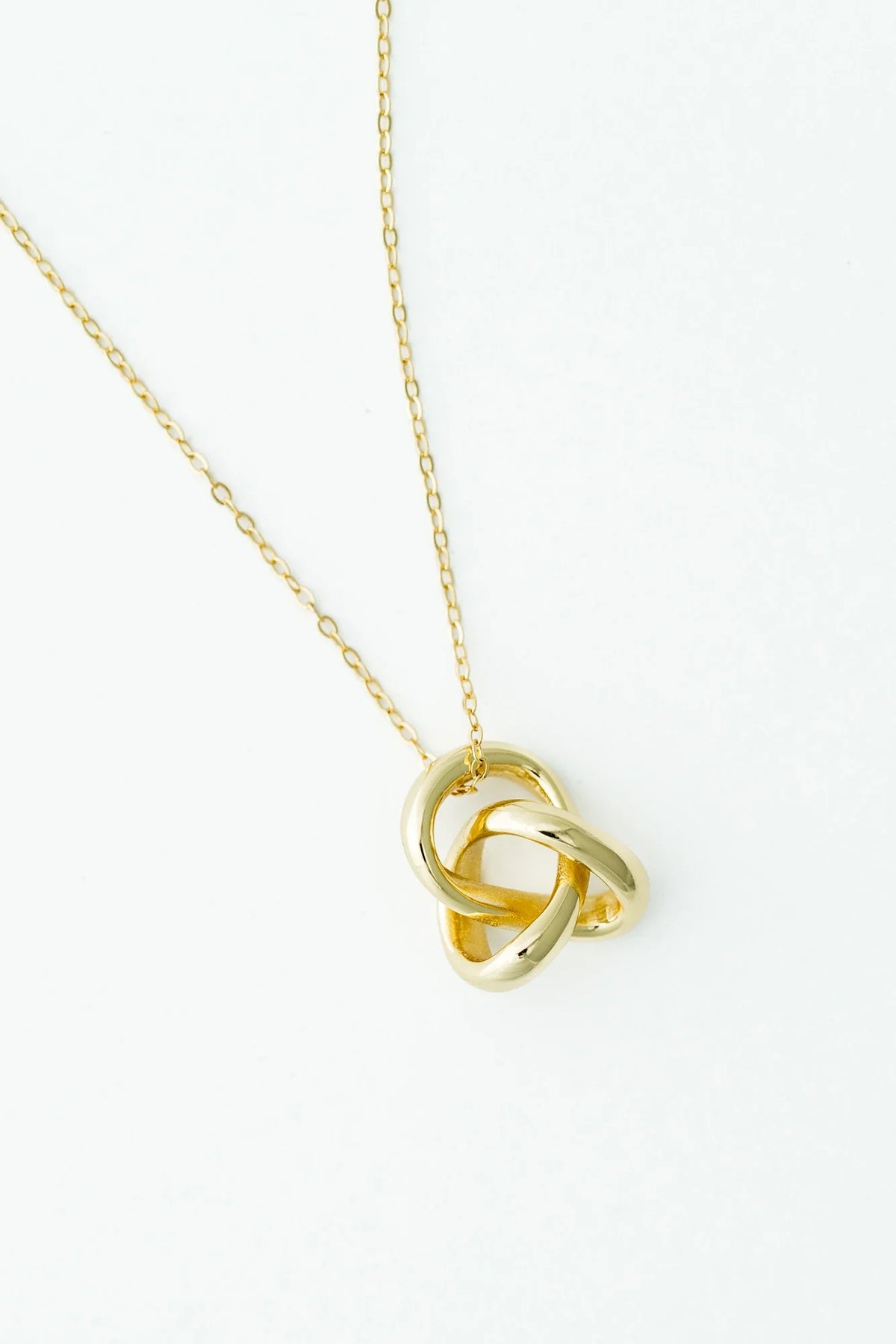 Infinity Knot Pendant Necklace | Gold