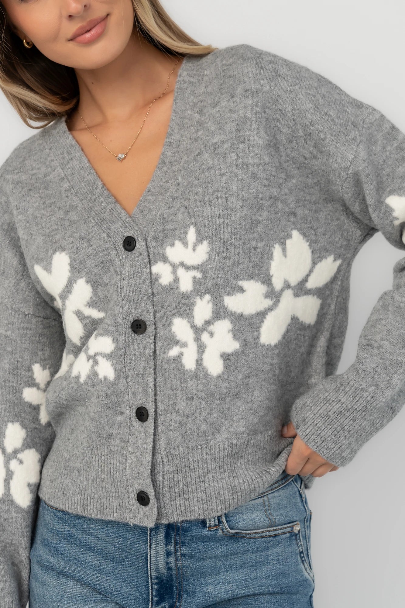Adelana Knit Cardigan | Gray Secondary image