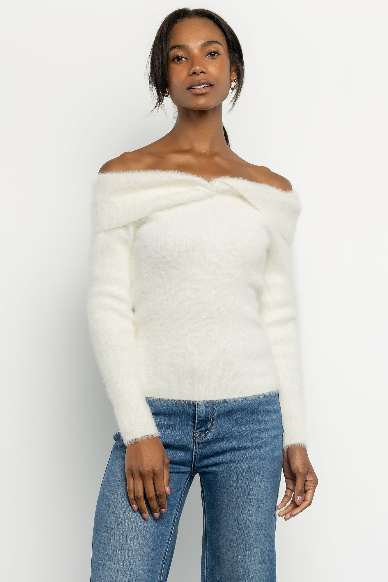 Perla Off Shoulder Sweater | Ivory Secondary image