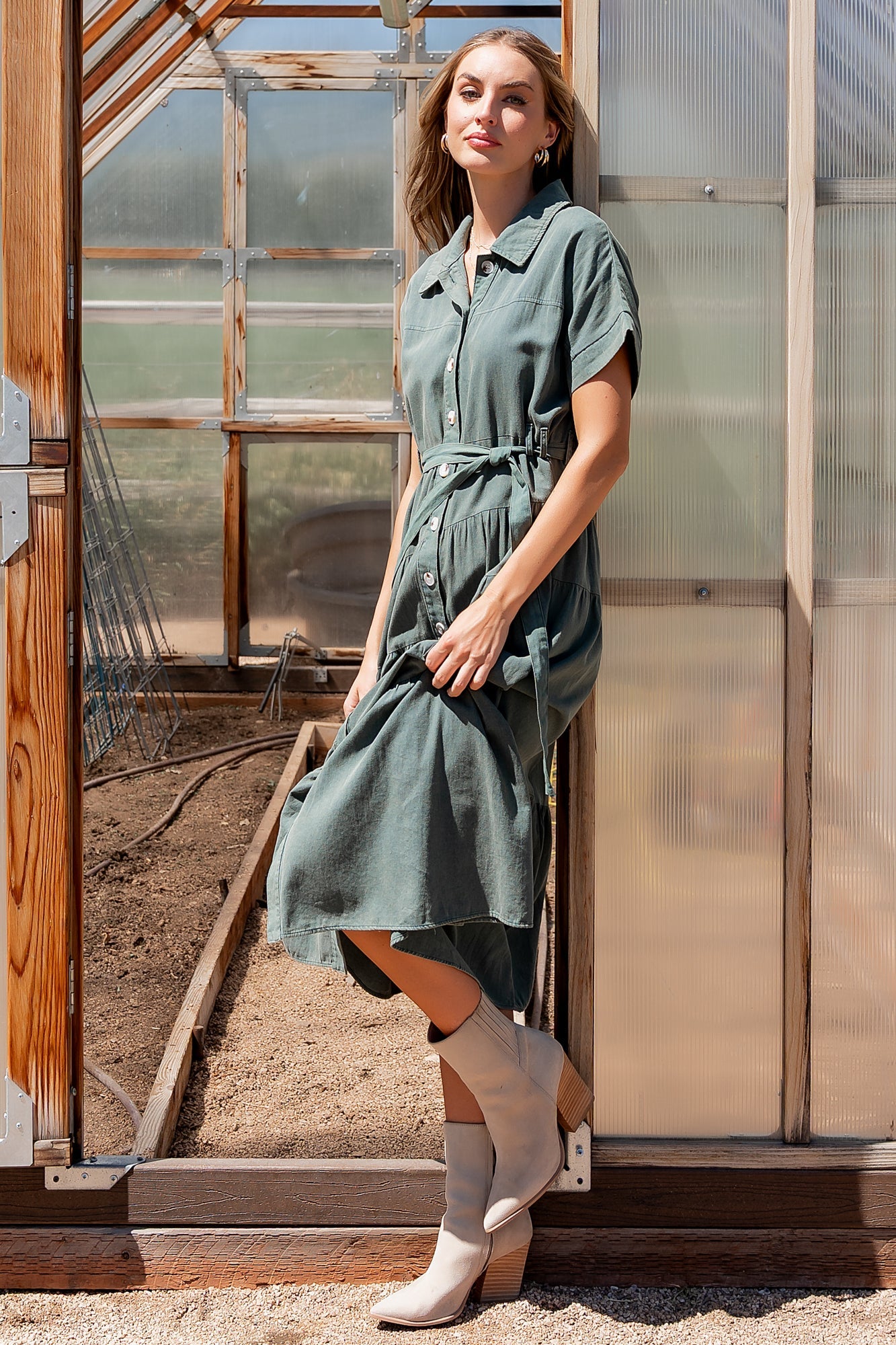 Logan Button Up Dress | Green Secondary image