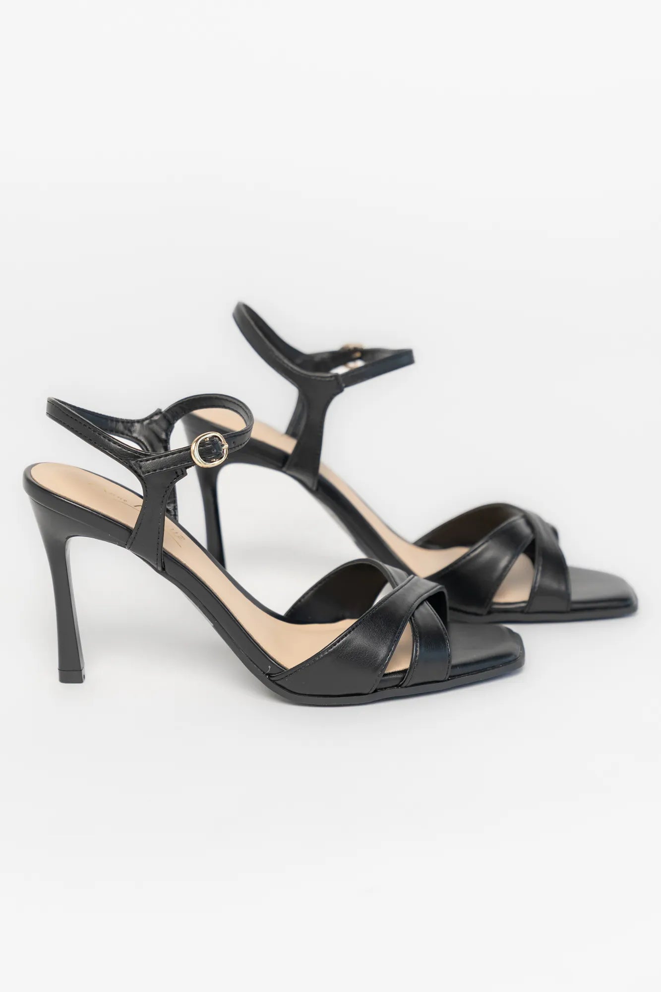 Catiana Crisscross Band Stiletto Heel | Black Secondary image