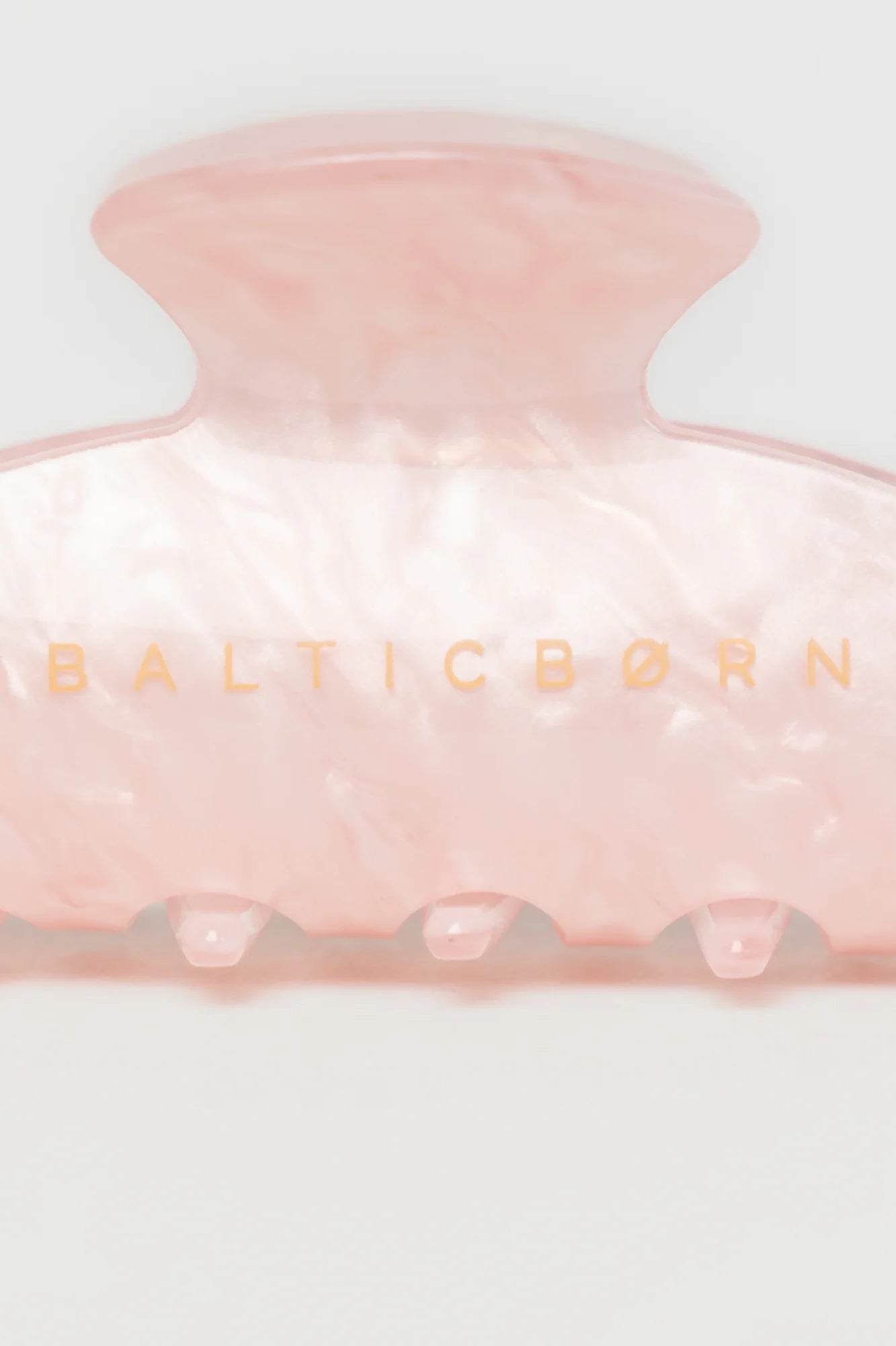 Pearl Claw Clip | Pink Secondary image