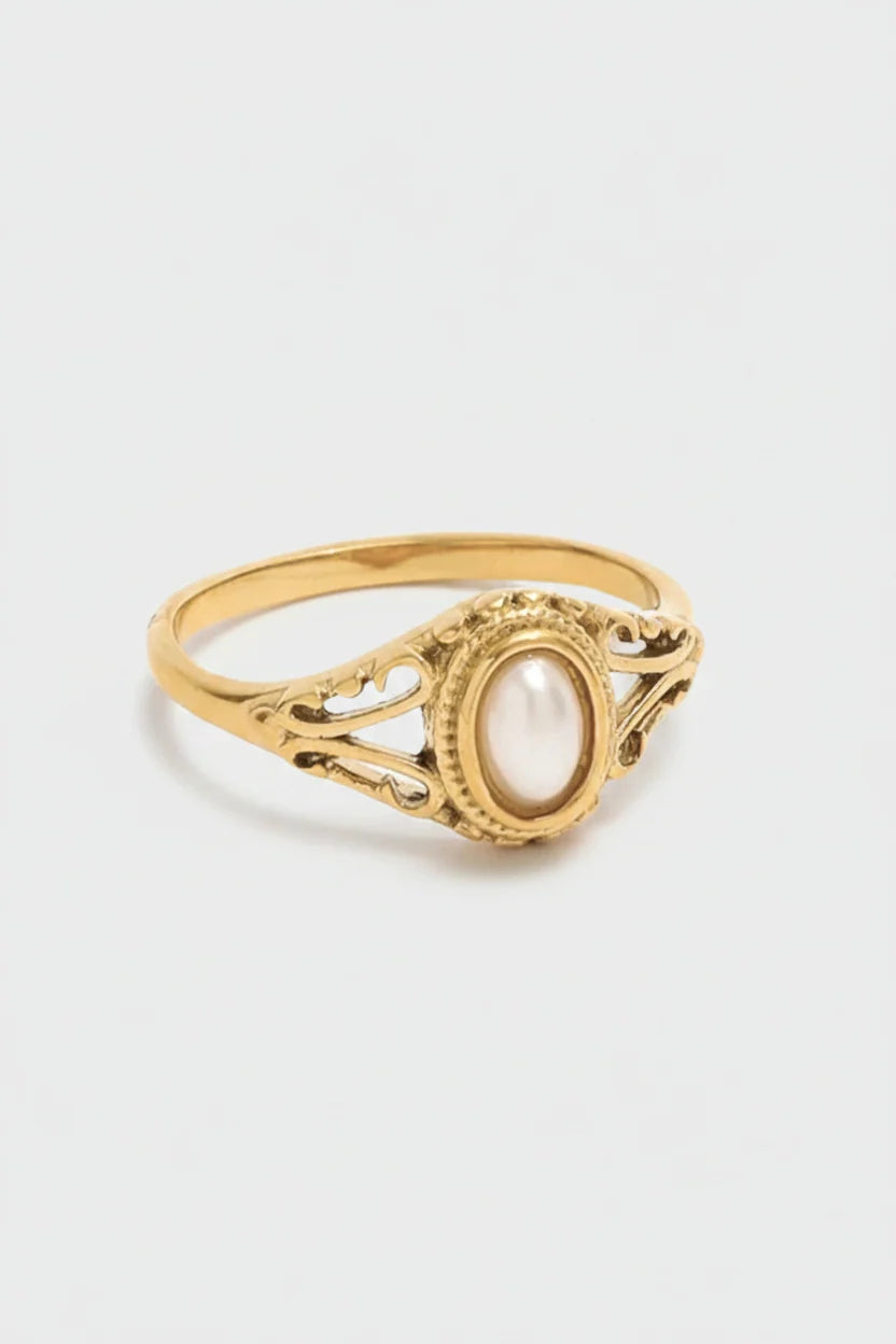 The Ella Ring