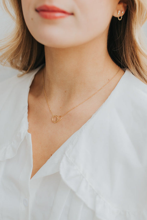 The Mia Necklace