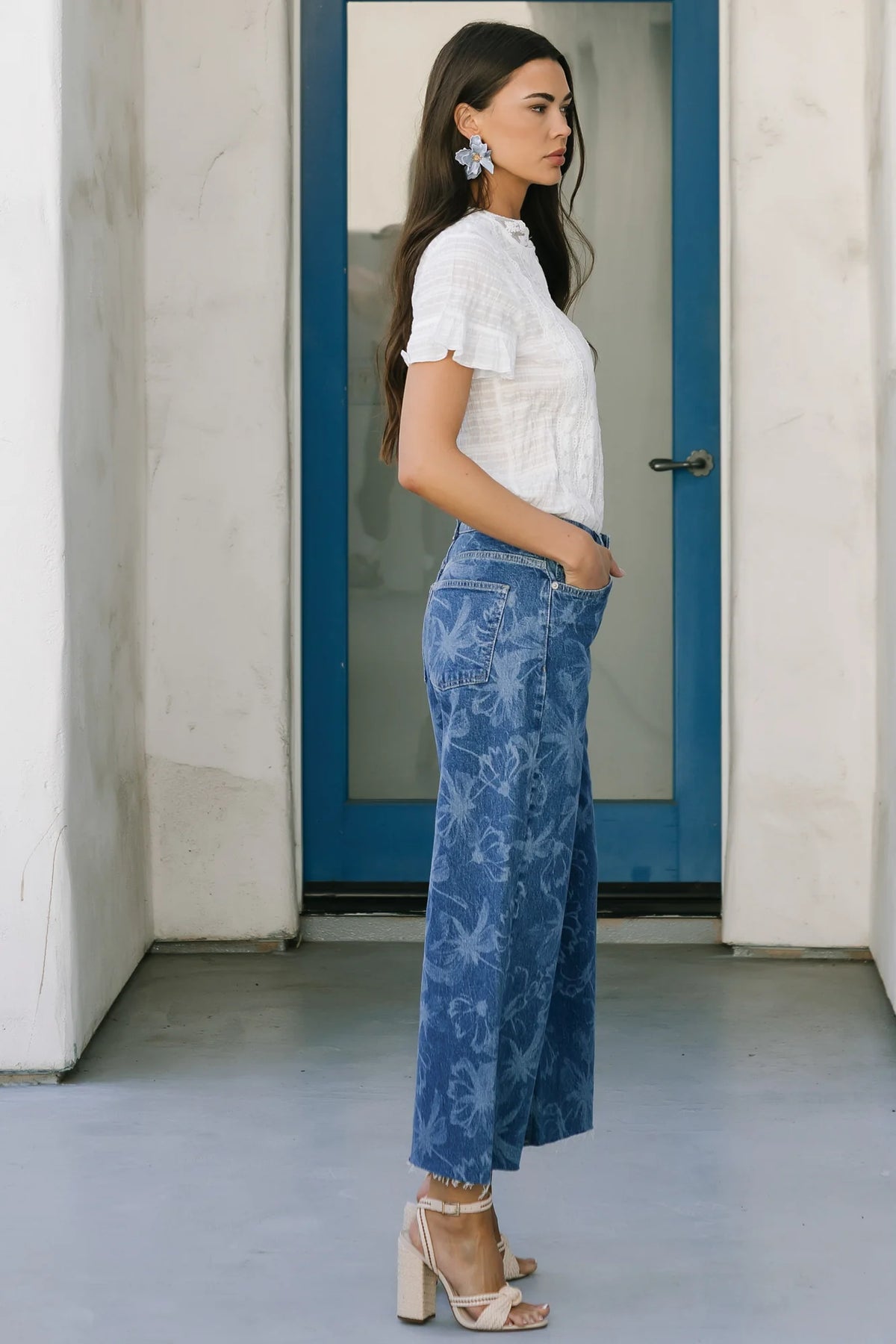 Cádiz Mid Rise Relaxed Jeans | Medium Floral Wash