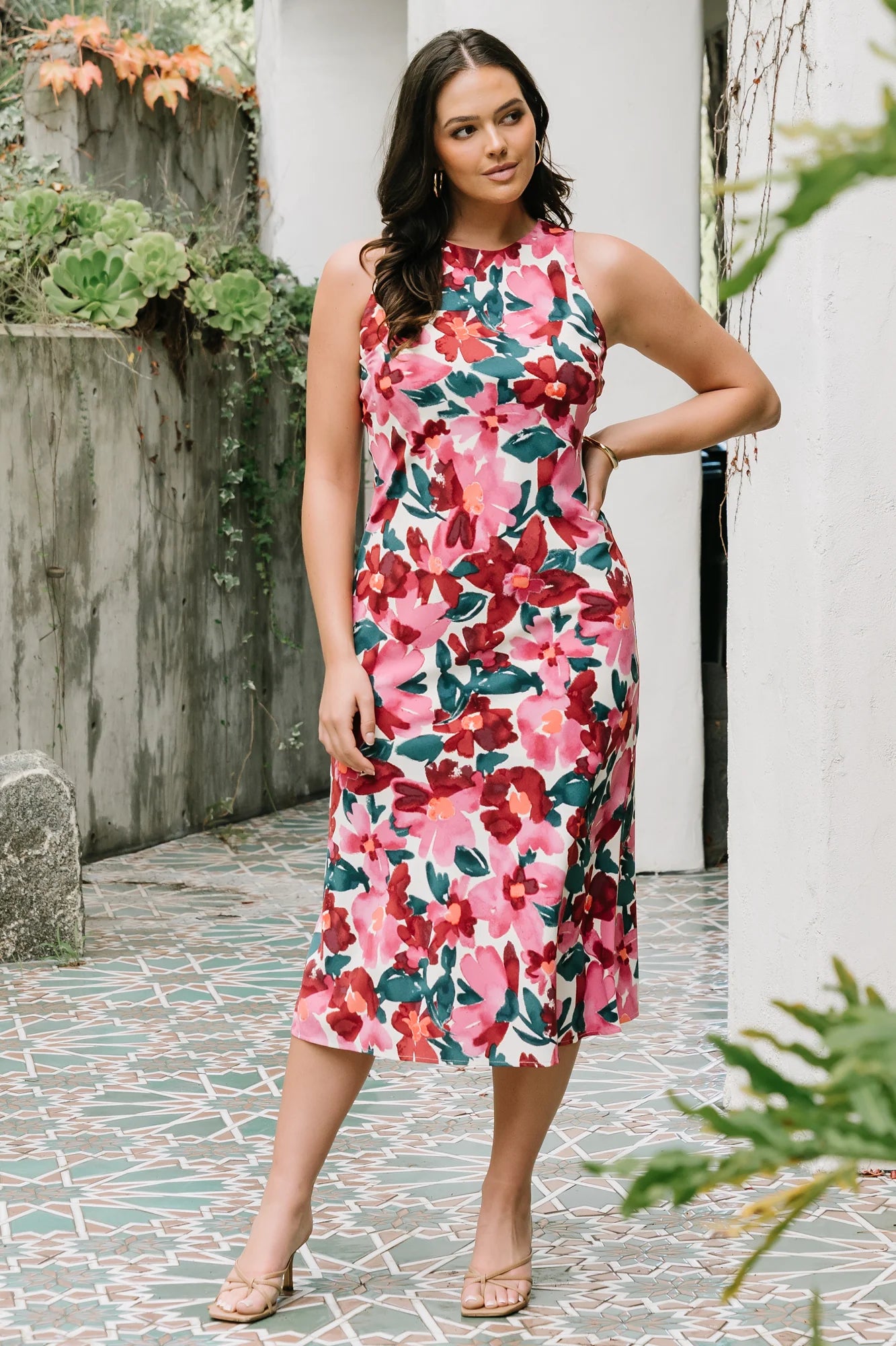 Fernanda Midi Dress | Fuchsia Floral Secondary image