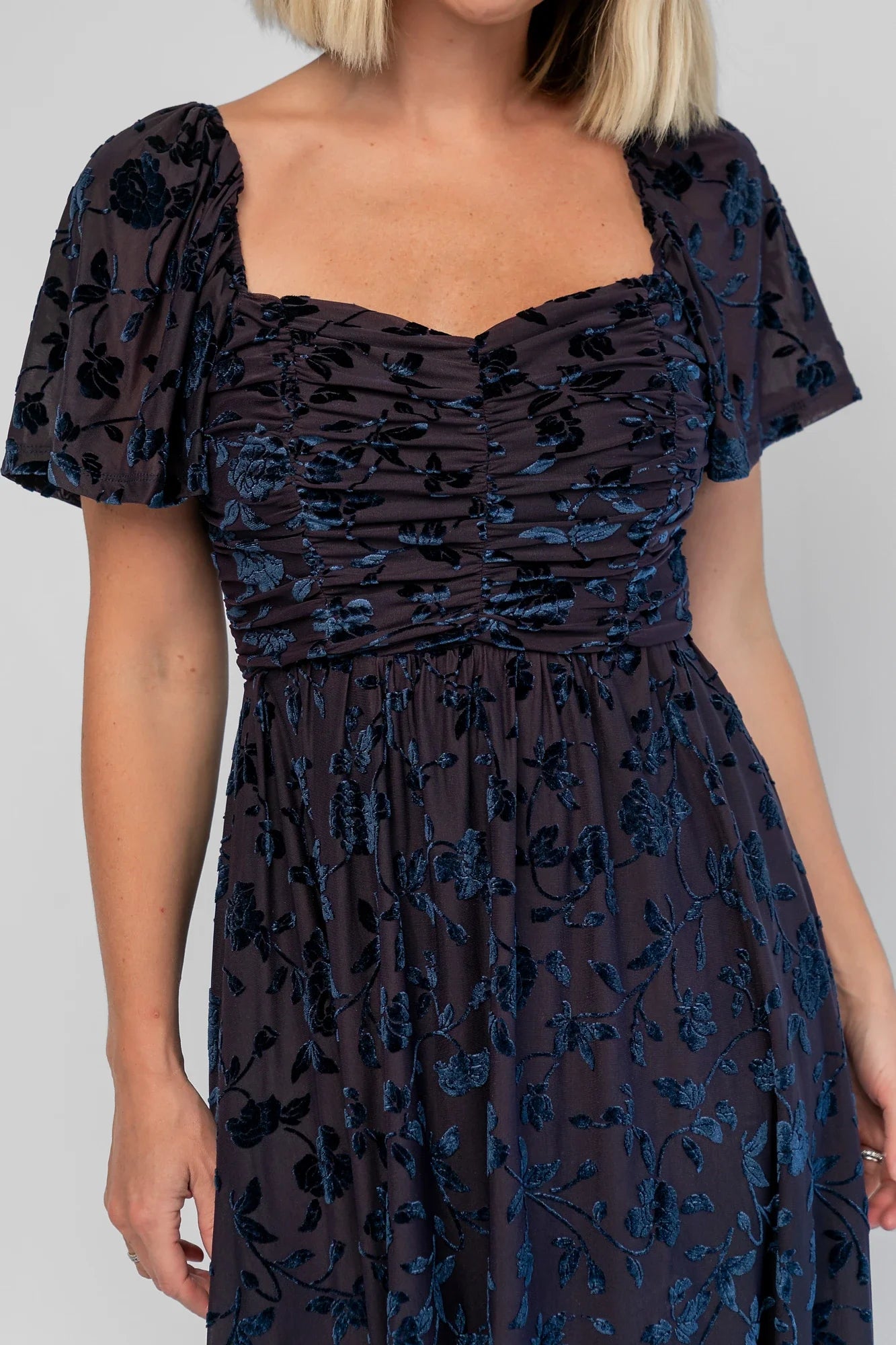 Amoret Midi Dress | Midnight Navy Floral Secondary image