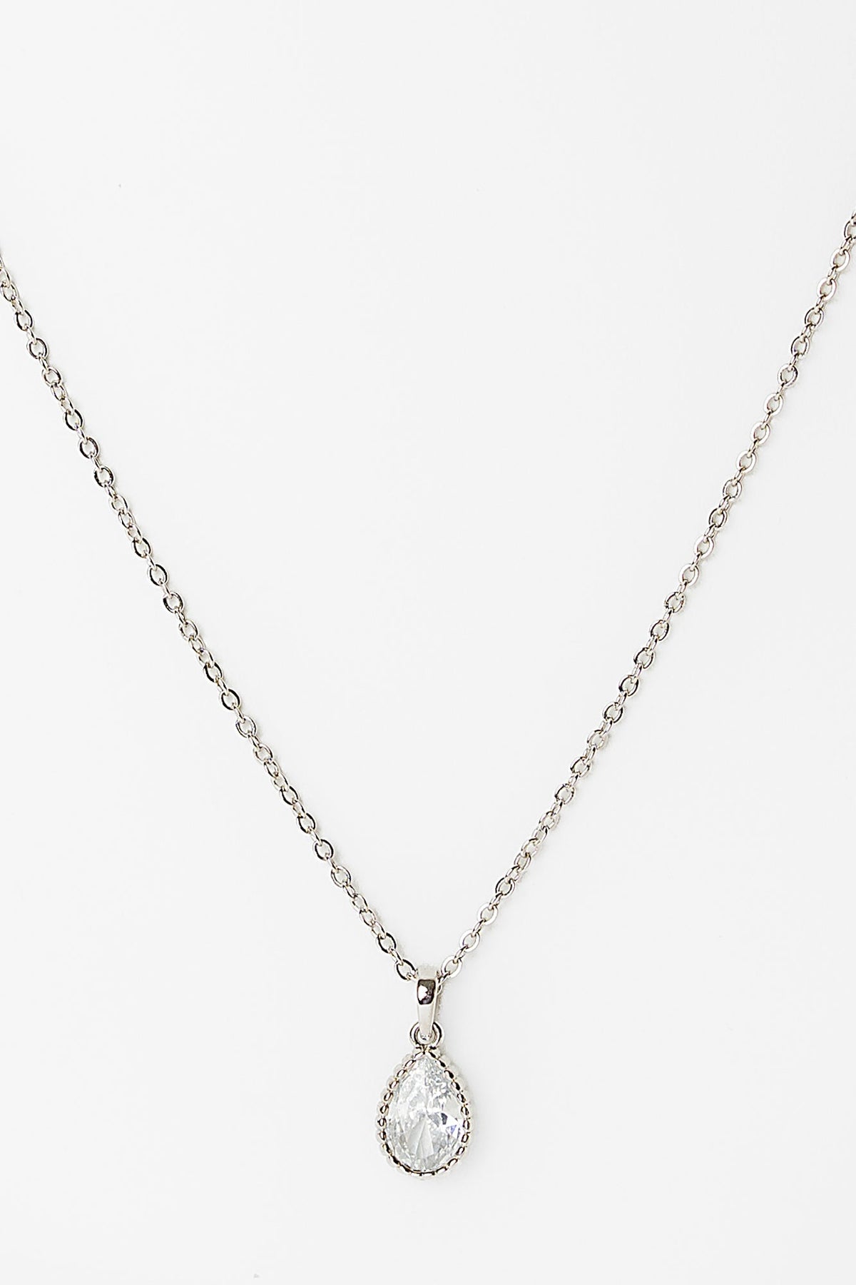 Christy Teardrop Pendant Necklace | Silver