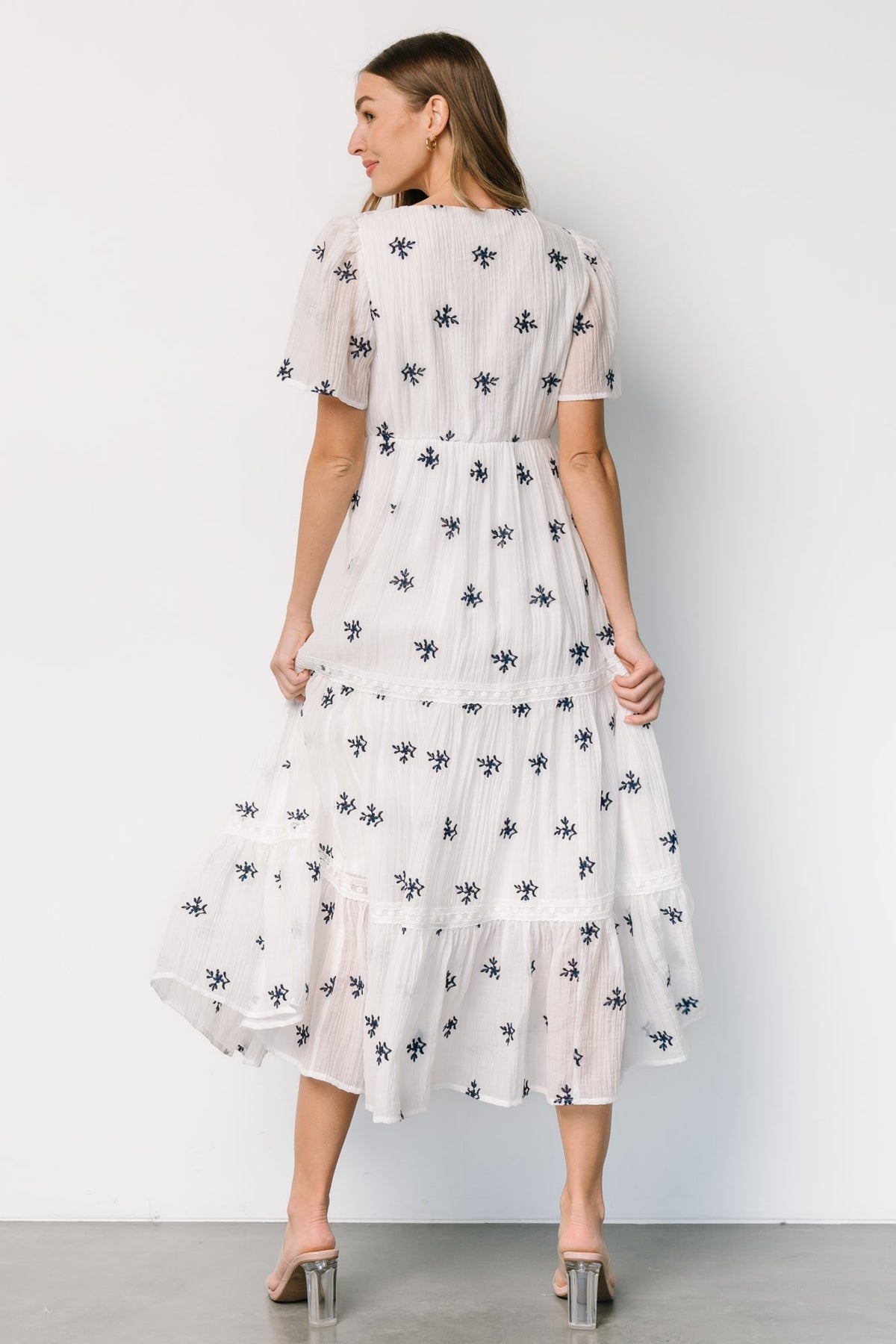 Jesenia Embroidered Dress | Off White + Navy