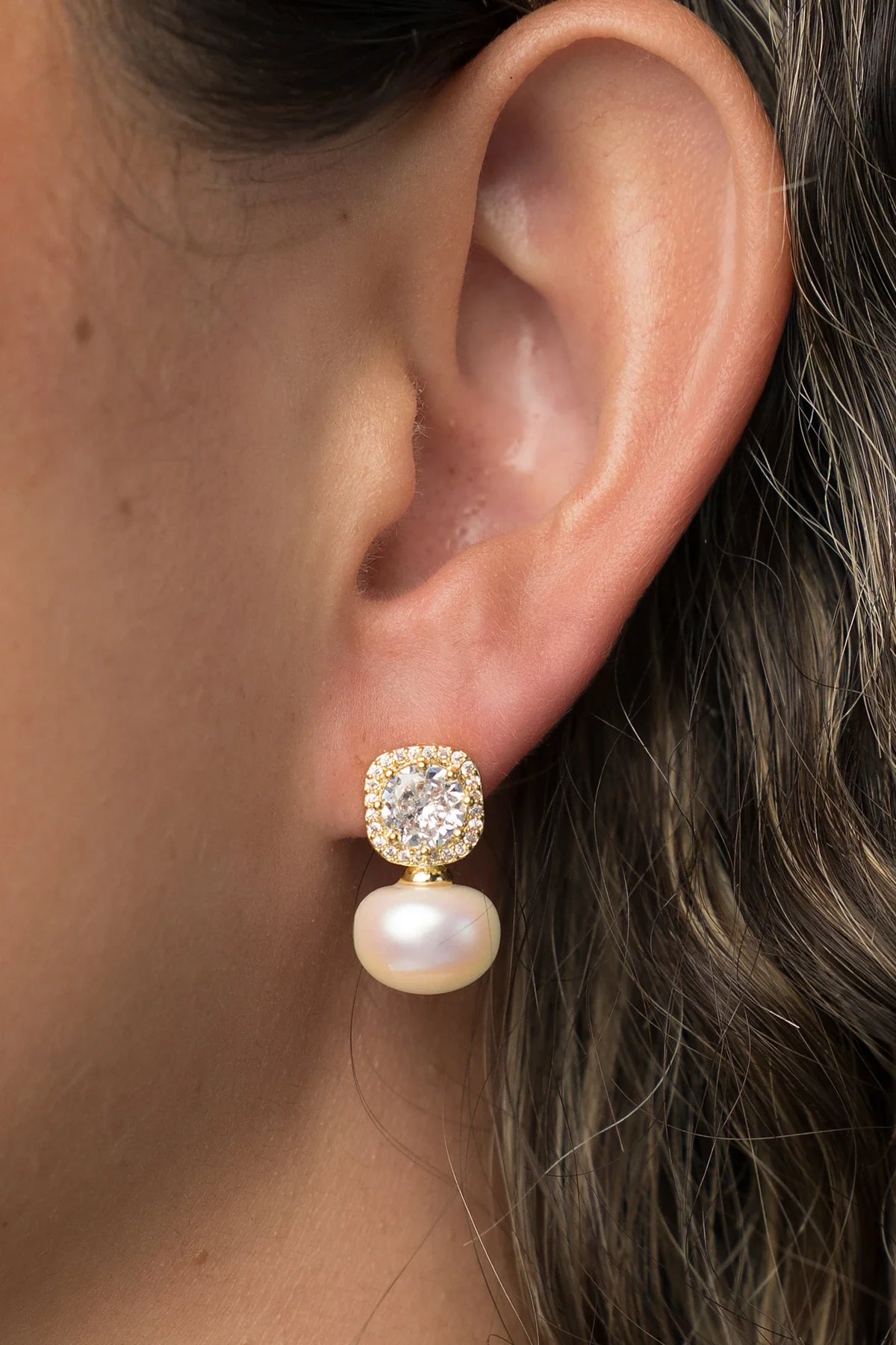 Laurent Pearl Halo Stud Earrings | Gold Main image