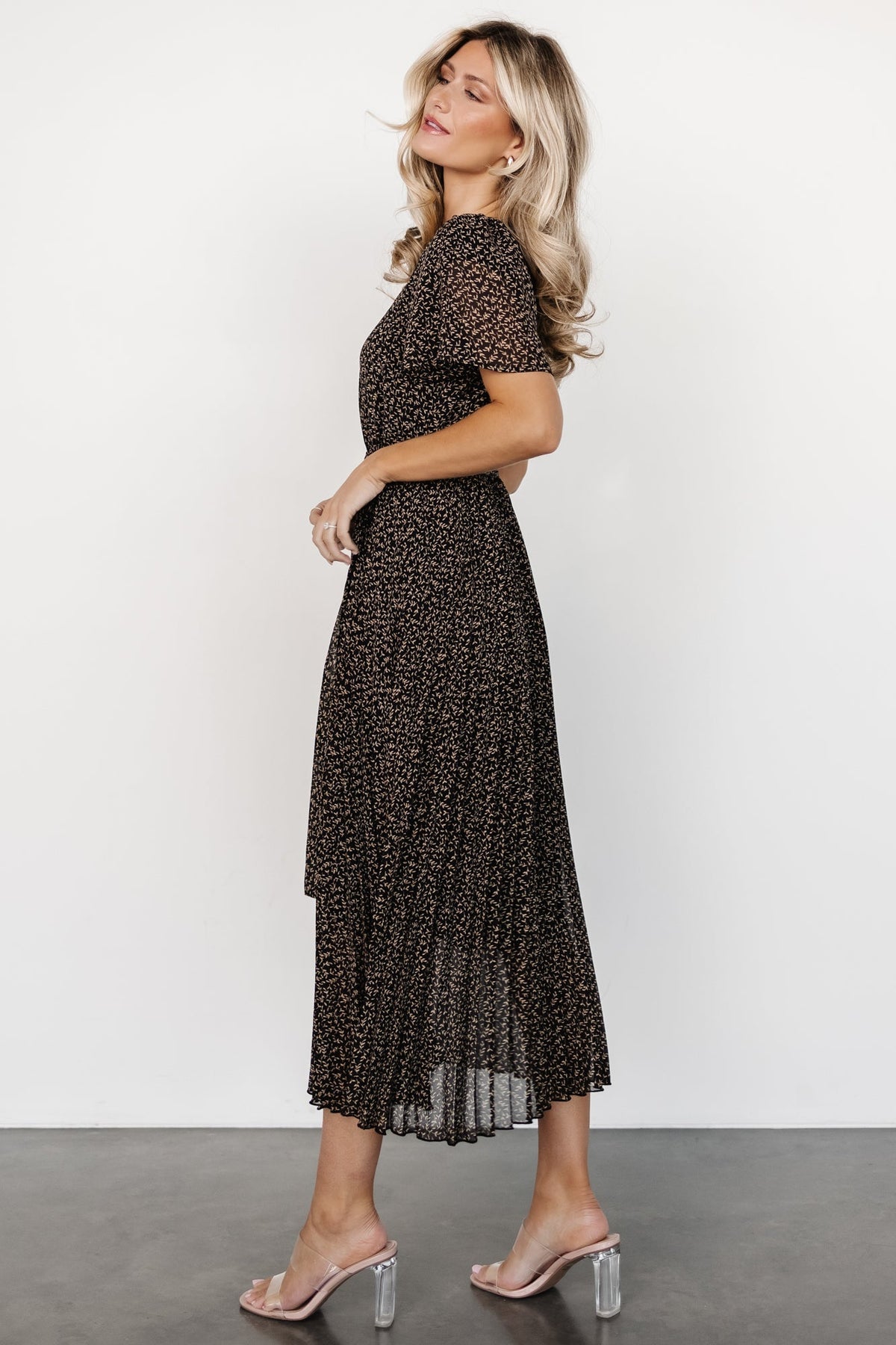 Prim Pleated Dress | Black Print