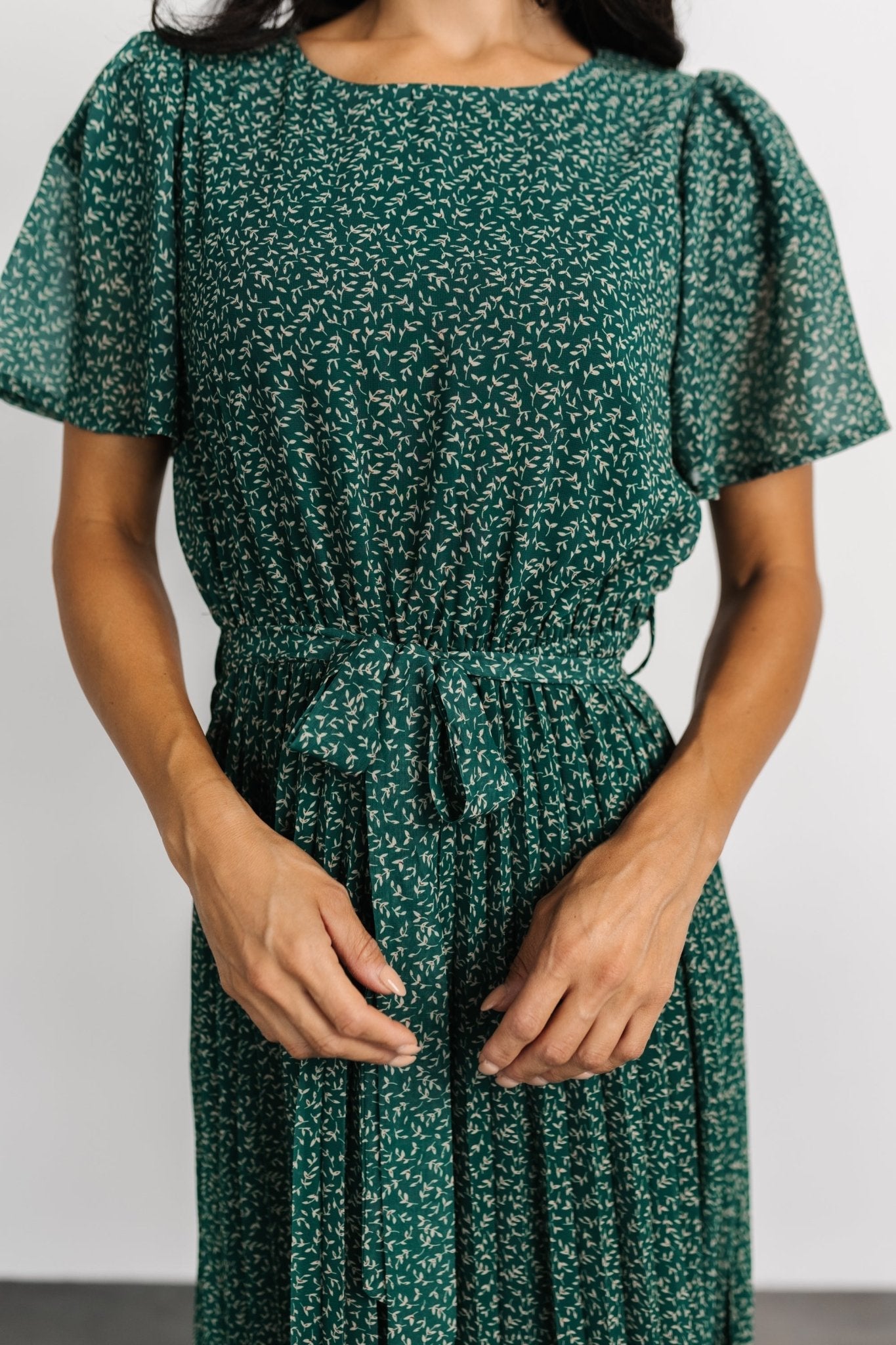 Prim Pleated Dress | Green Print Secondary image