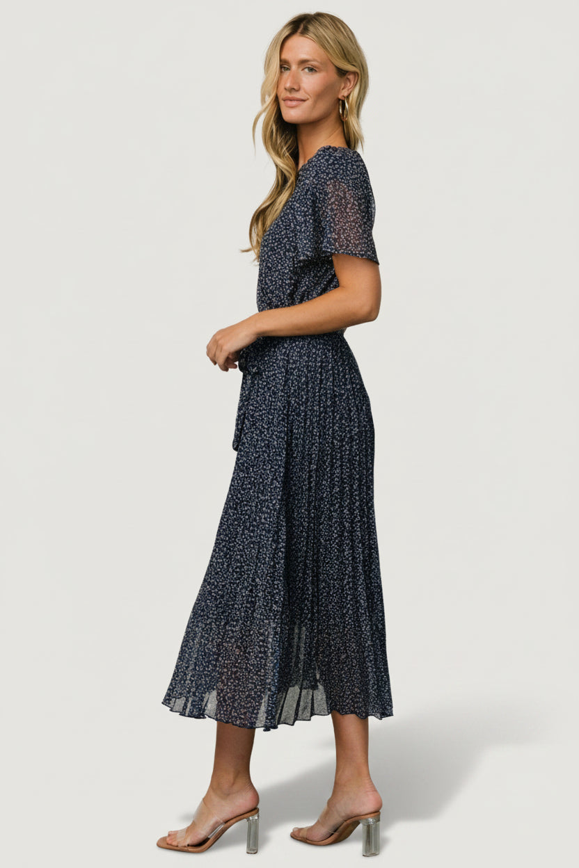 Prim Pleated Dress | Navy Print