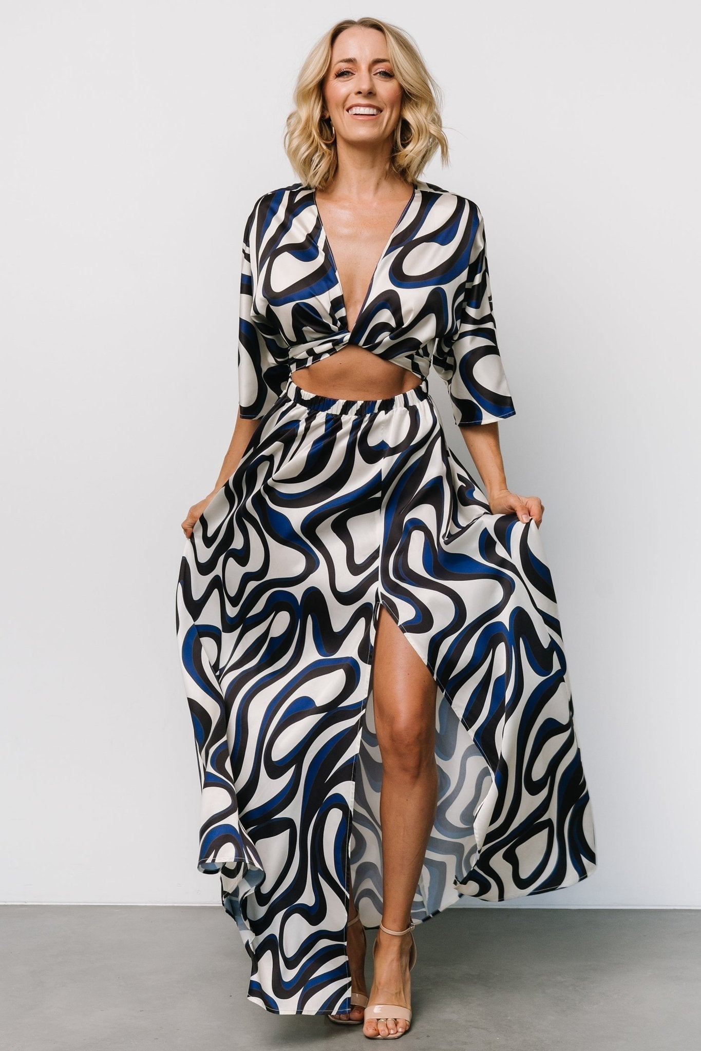Stella Maxi Dress | Ivory Multi Print Secondary image
