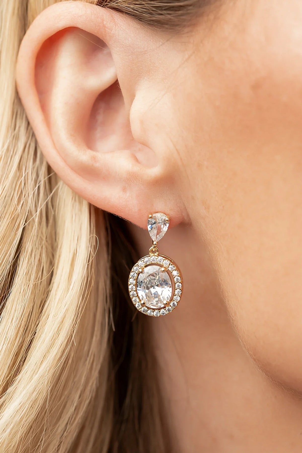 Stena Oval Dangle Drop Earrings | Gold