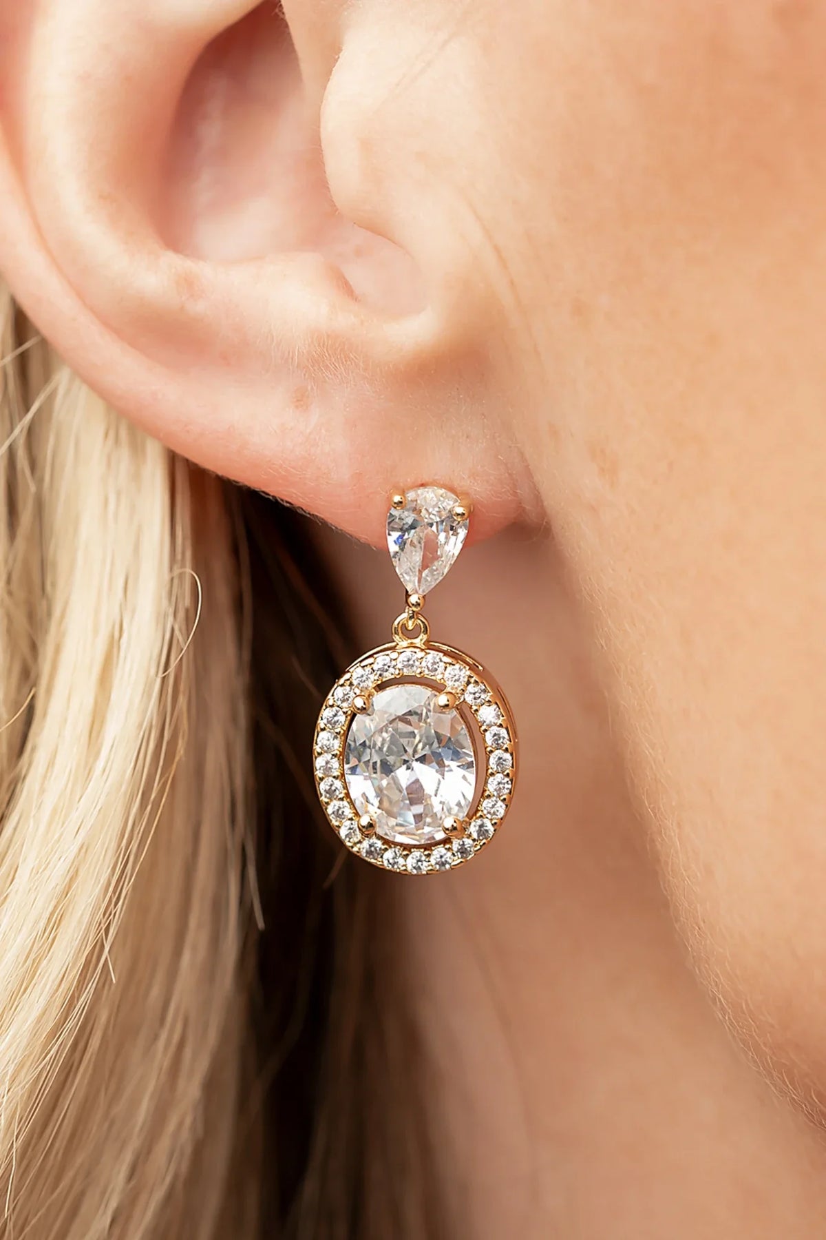 Stena Oval Dangle Drop Earrings | Gold Main image