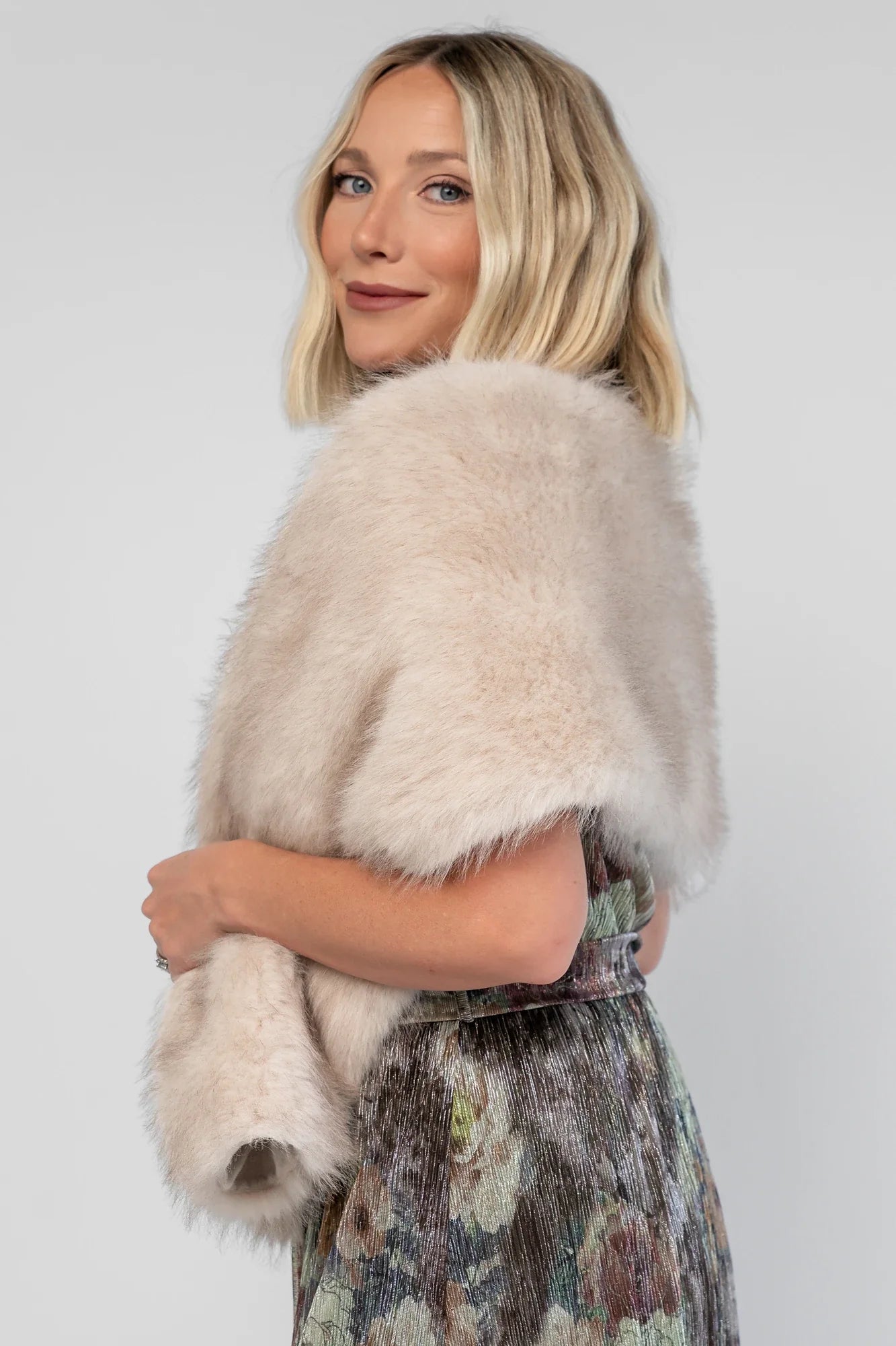 Torino Faux Fur Shawl | Warm Taupe Secondary image