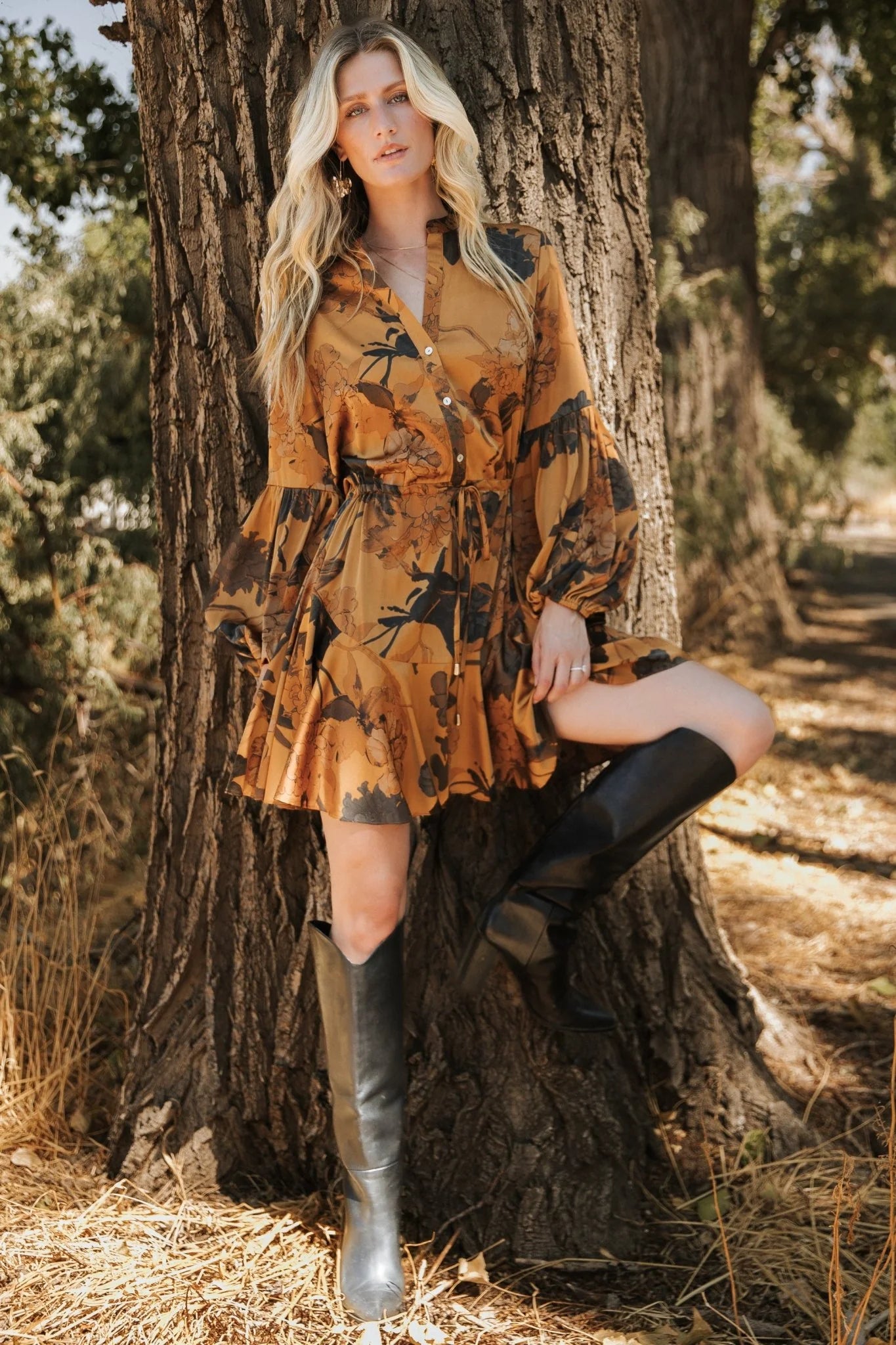 Venice Short Dress | Gold Floral Secondary image